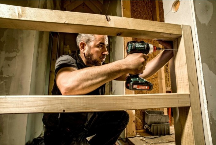 Аккумуляторная дрель-шуруповерт METABO BS 18 LT BL Quick бесщеточная, без АКБ и ЗУ [602334840]