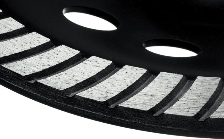 Алмазная чашка STAYER 230мм turbo-plus шлифовальная сегментированная [33380-230]