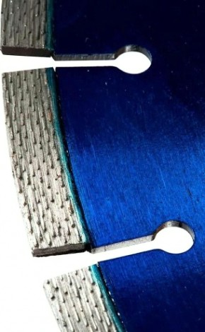 Алмазный диск для резки бетона DIAM Pro Line 600*3,6*10*25,4 [030644]