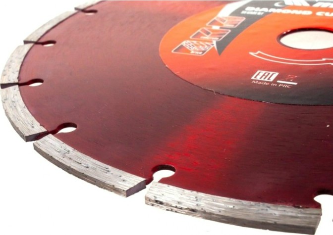 Алмазный диск для резки бетона MATRIX 230х22,2 мм отрезной сегментный, [73177]