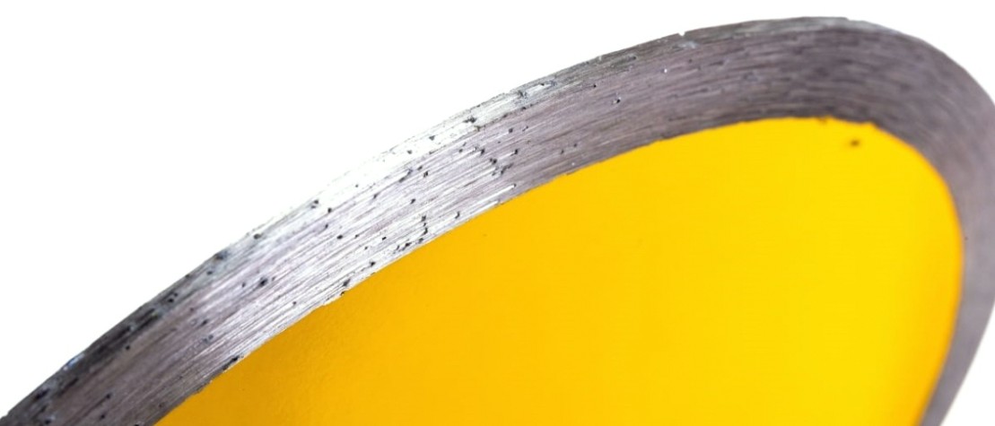 Алмазный диск универсальный Kranz KR-90-0113 отрезной сплошной 180x25,4/22,2x1,8x10мм