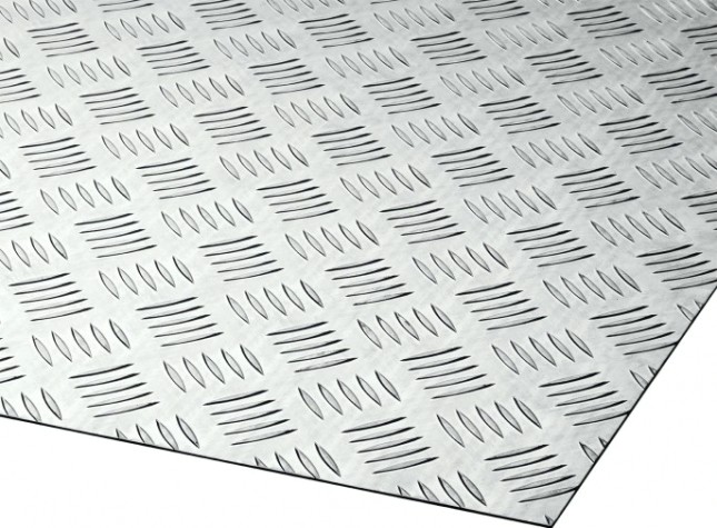 Алюминиевый лист ЗУБР Квинтет рифленый 600х600 х1.5 мм [53832]