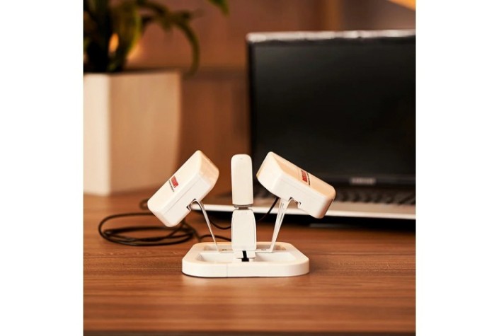 Антенна комнатная REXANT 34-0431 для усиления интернет-сигнала 4G (LTE) Антенна комнатная REXANT 34-0431 для усиления интернет-сигнала 4G (LTE)