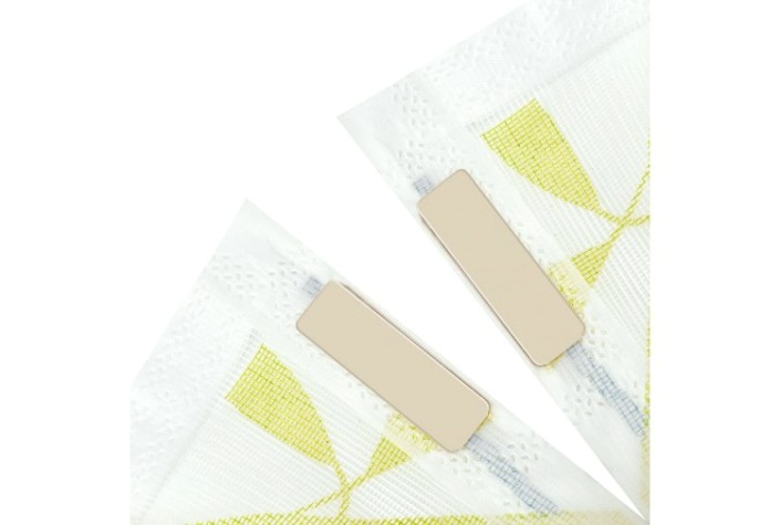 Антимоскитная сетка REXANT 71-0224 дверная 210х100см, с магнитами, с цветами Антимоскитная сетка REXANT 71-0224 дверная 210х100см, с магнитами, с цветами