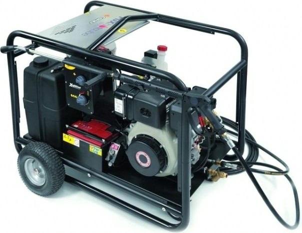 Автомойка Comet FDX Compact Cube 13/180 D Yanmar L 70 V ZWD [9058060100]