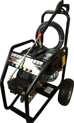 Автомойка DANAU DCC-24/17NG с ДВС Автомойка DANAU DCC-24/17NG с ДВС