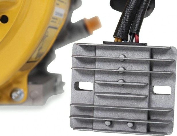 Бензиновый двигатель CHAMPION G420HKE (15лс/11квт, 25 мм, шпонка, эл.стартер) Бензиновый двигатель CHAMPION G420HKE (15лс/11квт, 25 мм, шпонка, эл.стартер)