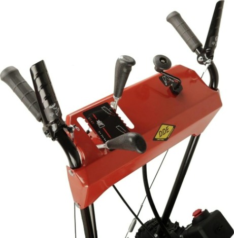 Бензиновый снегоуборщик DDE ST 6561 L [911-918]