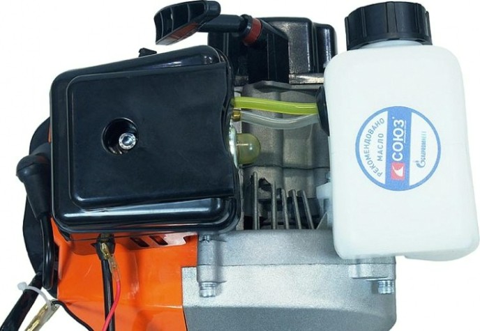 Бензобур СОЮЗ ББС-1530 стальная рама