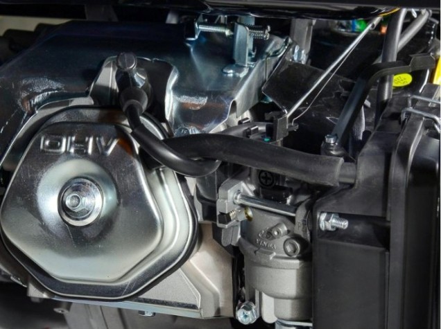 Бензогенератор HUTER DY 9500 LX-3 электростартер [64/1/41]