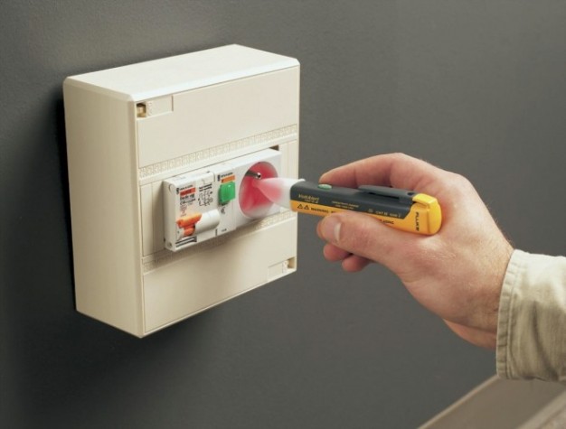 Бесконтактный детектор напряжения Fluke 1AC-II VoltAlert [2432971]