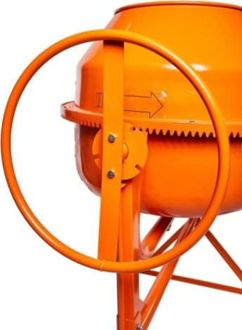 Бетоносмеситель Sturm CM20130RF