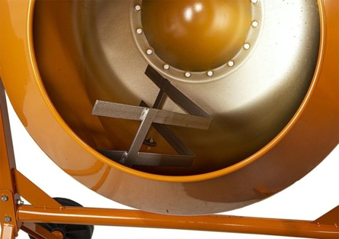 Бетоносмеситель Sturm CM20220RF