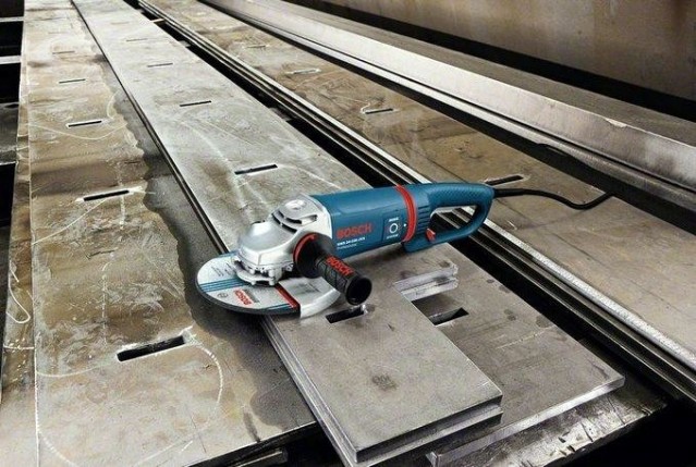 Болгарка (УШМ) BOSCH GWS 24-230 JVX [0601864504]