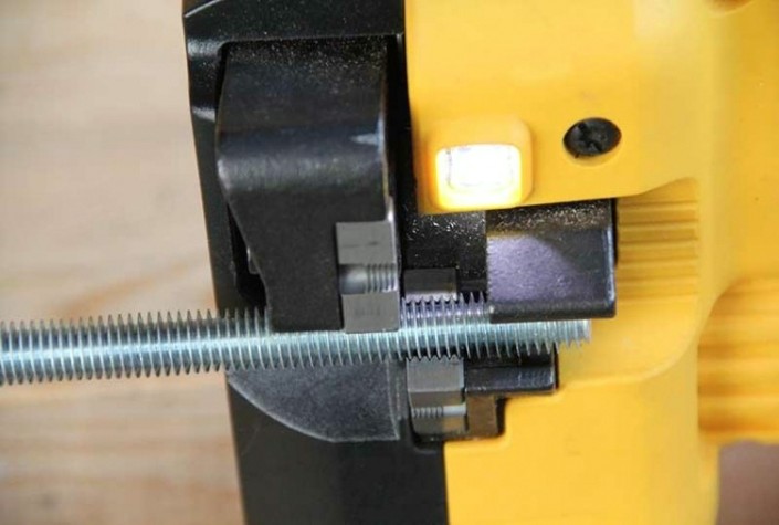 Болторез аккумуляторный DeWALT DCS 350 N Без АКБ и ЗУ [DCS350N-XJ]