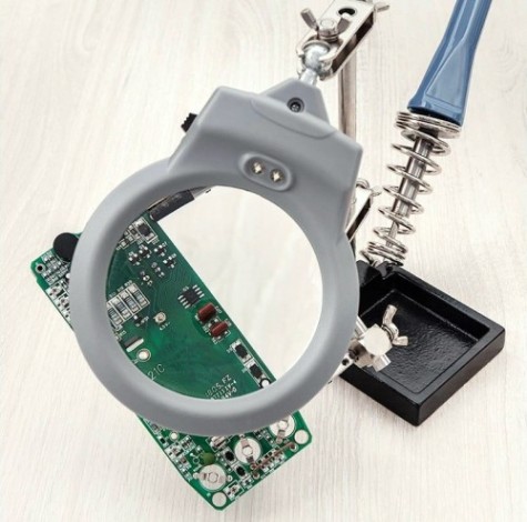 Держатель REXANT "Третья рука" с лупой х2.5 12-0253 [12-0253]