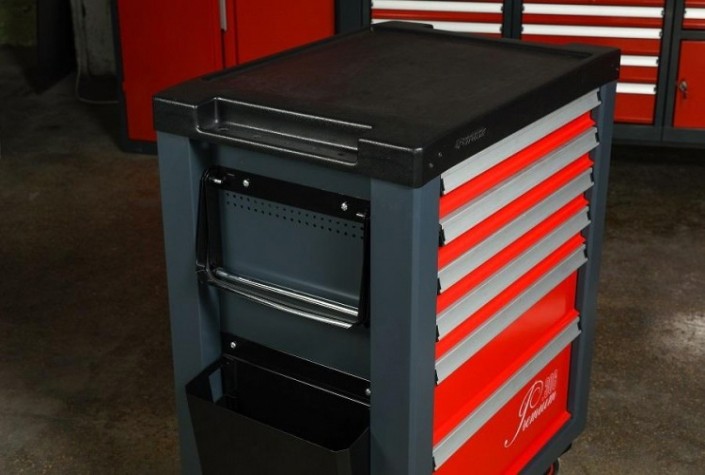 Держатель рулонов для тележки инструментальной FERRUM "PREMIUM" 12.902 Держатель рулонов для тележки инструментальной FERRUM "PREMIUM" 12.902