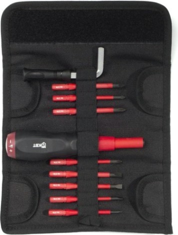 Диэлектрическая динамометрическая отвертка КВТ 10 предметов с набором бит [78279]