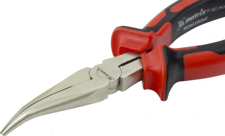 Длинногубцы MATRIX "NICKEL" 160 мм, изогнутые, двухкомпонентные рукоятки 17420 [17420]