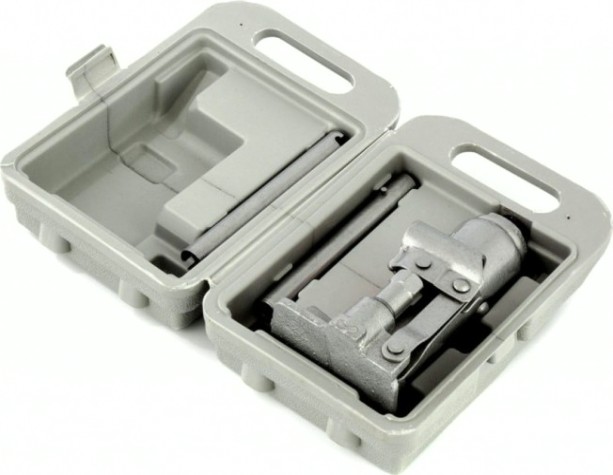 Домкрат бутылочный MATRIX 2 т, h подъема 181–345 мм, в пласт. Кейсе [50773]