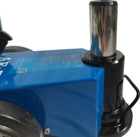 Домкрат пневмо-гидравлический подкатной AE&T HJ-30F профессиональный 30т складной