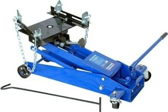 Домкрат подкатной AE&T T60301 трансмиссионный 0.5т Домкрат подкатной AE&T T60301 трансмиссионный 0.5т