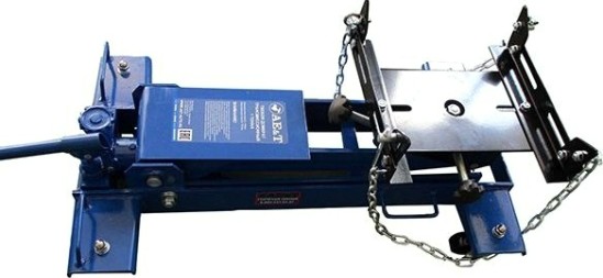 Домкрат подкатной AE&T T60302W трансмиссионный 1т