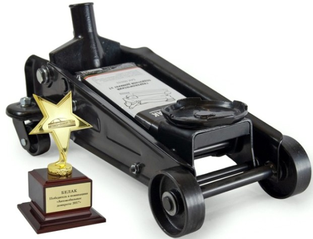 Домкрат подкатной БелАК 3 тонны в коробке (БАК.00533) [БАК.00533]