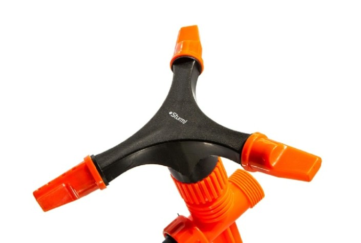 Дождеватель круговой Sturm 3015-18-01P на пике,3 сопла Дождеватель круговой Sturm 3015-18-01P на пике,3 сопла