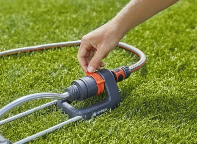 Дождеватель осциллирующий GARDENA Aqua S (дисплей) 18700-36.000.00 [18700-36.000.00]