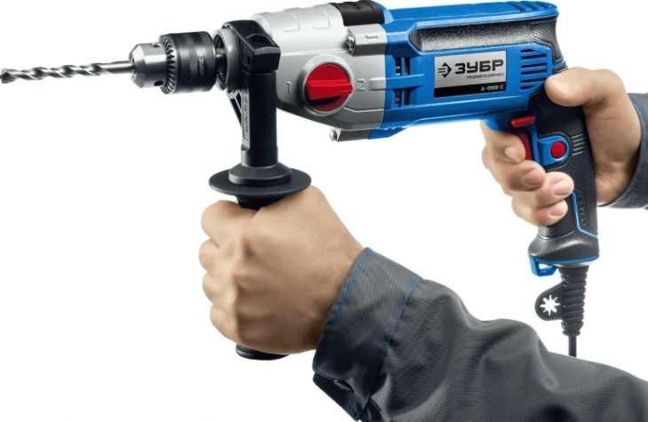Дрель безударная сетевая ЗУБР Д-П900-2 Профессионал Дрель безударная сетевая ЗУБР Д-П900-2 Профессионал