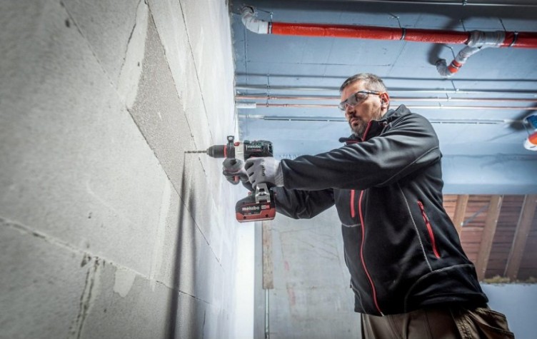 Дрель-шуруповерт аккумуляторная METABO SB 18 LTX BL i 2x4,0 Ач, ударная, бесщеточная [602360500]