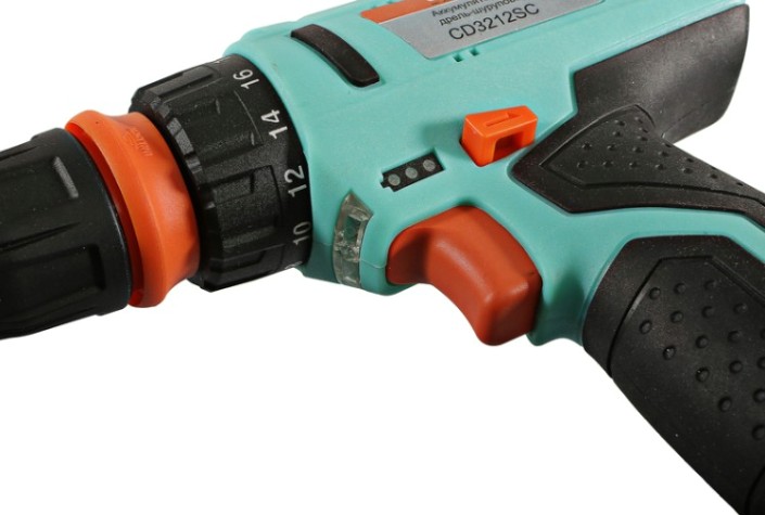 Дрель-шуруповерт аккумуляторная Sturm CD3212SC Дрель-шуруповерт аккумуляторная Sturm CD3212SC