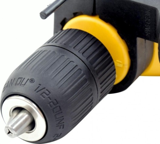 Дрель ударная сетевая Kolner KID 700VQ [кн700вкид]