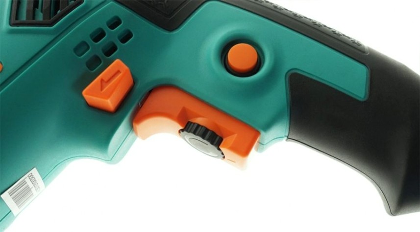 Дрель ударная сетевая Sturm ID209BZ Дрель ударная сетевая Sturm ID209BZ