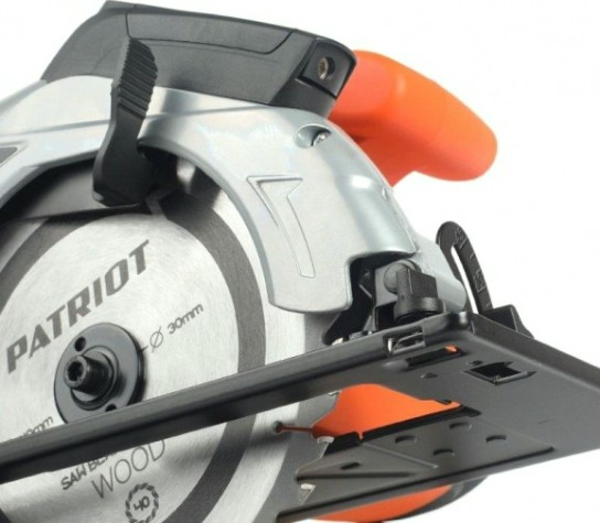 Электрическая дисковая пила PATRIOT CS 212 [190301650]