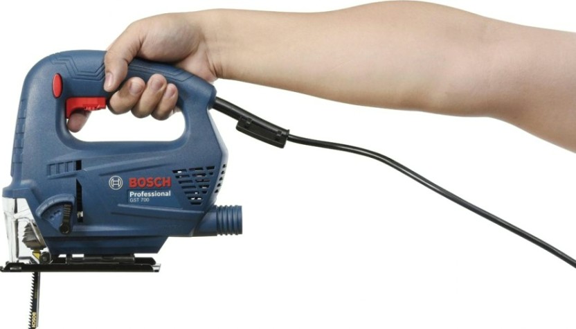 Электролобзик BOSCH GST 700 [06012A7020]