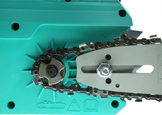 Электропила Sturm CC1714P