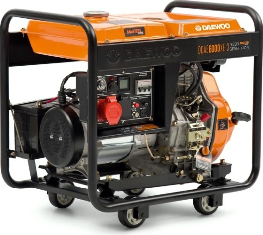 Электростанция дизельная с воздушным охлаждением DAEWOO DDAE 6000XE-3 открытая [DDAE 6000XE-3]