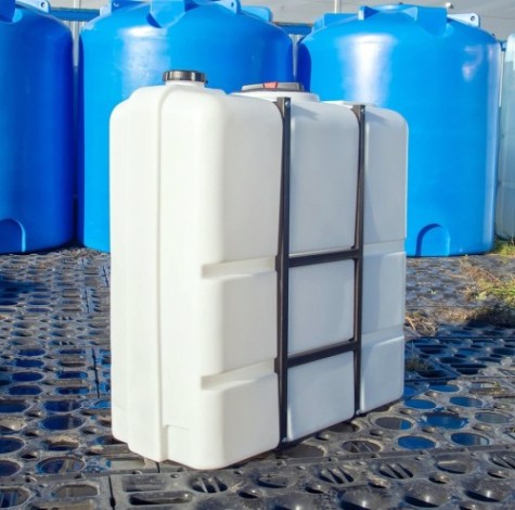 Емкость ЭКОПРОМ К 1000 л., вертикальная в обрешетке [белый]