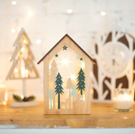 Фигурка деревянная Neon-Night Домик в лесу с подсветкой 19х6х26 см [504-024]