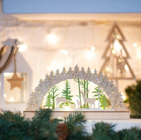 Фигурка деревянная Neon-Night Семейство оленей с подсветкой 30х5х15,7 см [504-026]