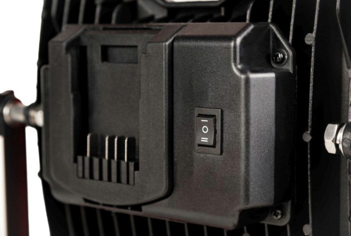 Фонарь P.i.t. PWL20H-20A аккумуляторный solo