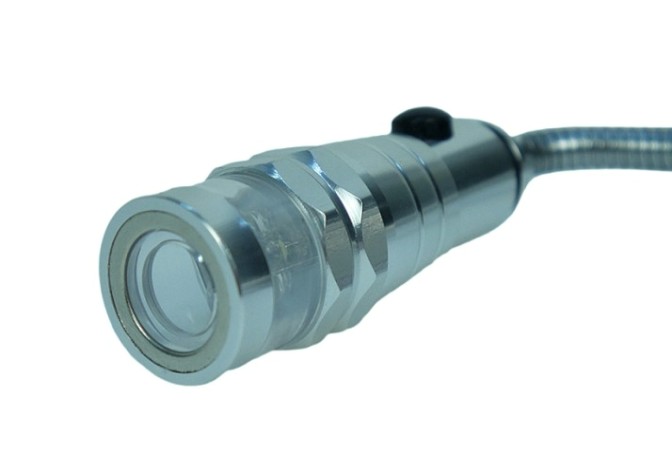 Фонарь Sturm 4050-04-2X телескопич., периферийн.свет, 2 магнита (держат 2к