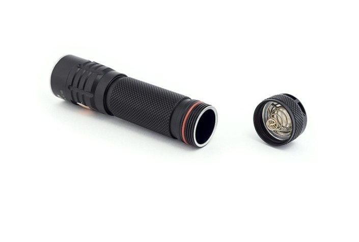 Фонарь ЯРКИЙ ЛУЧ G18 GRYPHON YLP трипл Sams. LH351D HI-CRI 1200лм, 5 реж [4606400001546]