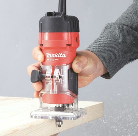 Фрезер сетевой MAKITA M3700