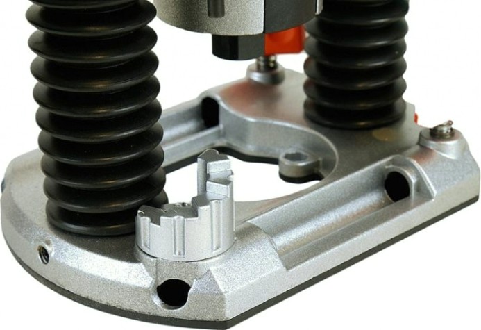 Фрезер сетевой Sturm ER1115