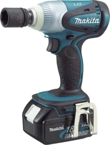 Гайковерт аккумуляторный MAKITA DTW 251 RME ударный [DTW251RME]