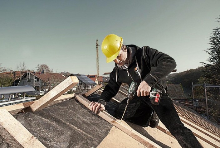 Гайковерт аккумуляторный METABO SSW 18 LTX 4,0 Ач 400 BL ударный, бесщеточный [602205500] Аккумулятор Li-Power (18 В/4,0 А-час) - 2 штуки