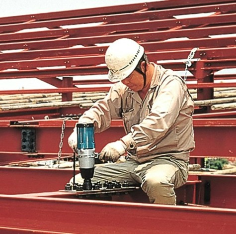 Гайковерт электрический MAKITA 6906 ударный